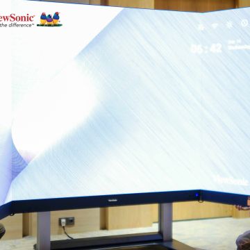 ViewSonic LED 135’’: Νέα αναδιπλούμενη οθόνη κατάλληλη για εκδηλώσεις