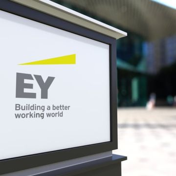 EY: Χρυσός χορηγός στο Family Business Conference