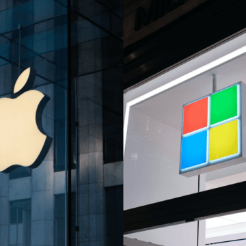 Στις πλατφόρμες της Microsoft οι υπηρεσίες της Apple