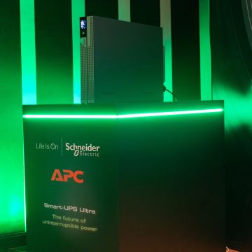 Schneider Electric: Νέα προσθήκη στη σειρά APC Smart-UPS Ultra