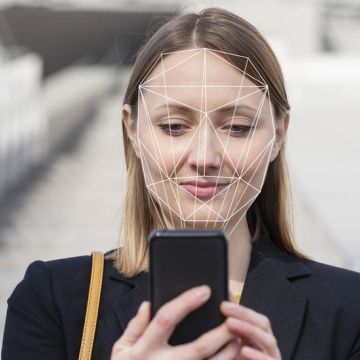 Προστασία από κλοπή στοιχείων face recognition του smartphone