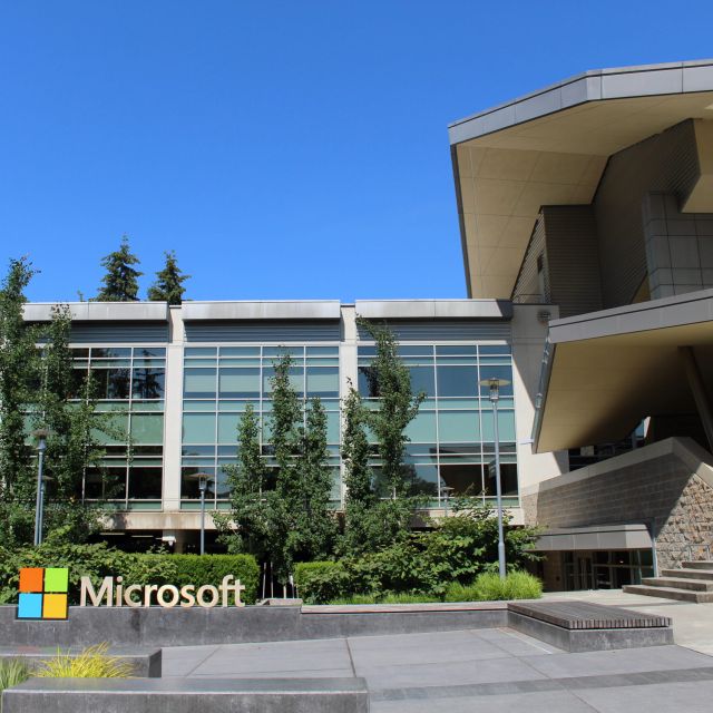 Αύξηση κερδών και εσόδων για τη Microsoft