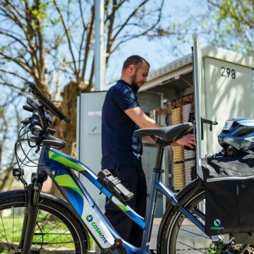 Cosmote: Πιλοτικό πρόγραμμα ηλεκτρικών ποδηλάτων για τεχνικούς