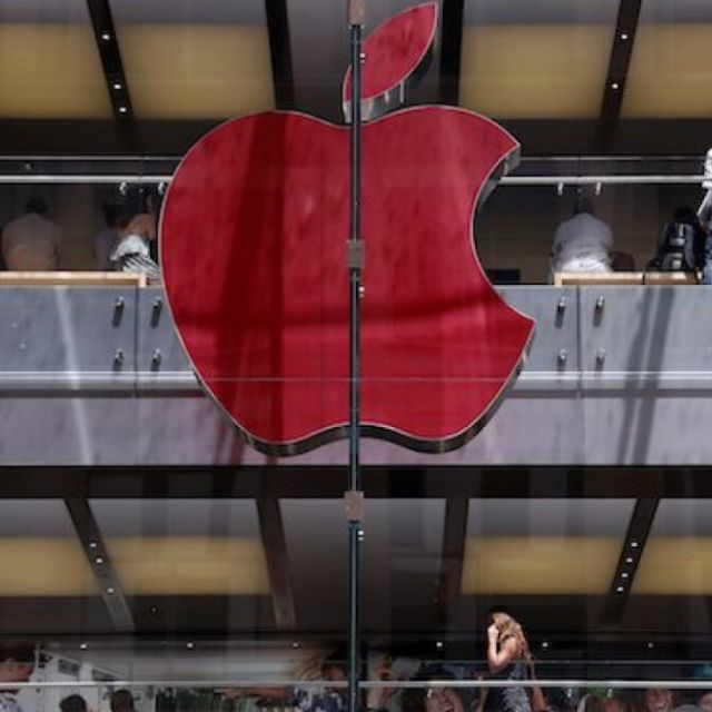 Η Apple αναστέλλει όλες τις πωλήσεις προϊόντων στη Ρωσία