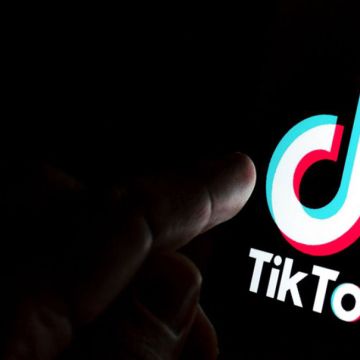 Έρχεται πρόστιμο 29 εκατ. για τo TikTok από το ΗΒ