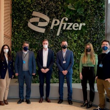 Pfizer και ΕΚΕΤΑ προωθούν την ψηφιακή τεχνολογία στον τομέα της υγείας