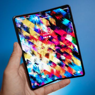 Υπερδιπλασιασμός πωλήσεων για Samsung Galaxy Z Fold και Galaxy Z Flip