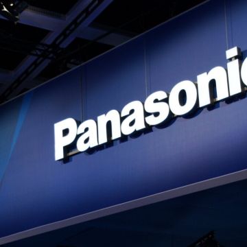 Η Panasonic επενδύει 4,9 δισ. δολάρια σε μπαταρίες ηλεκτροκίνησης και λογισμικό