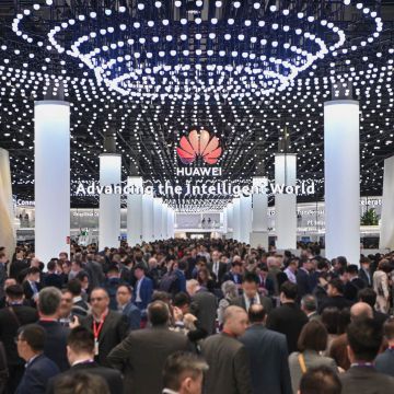 Η Huawei παρουσιάζει το Advance Intelligence